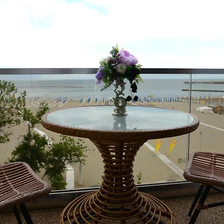 Hotel Dacia Sud Mamaia Buitenkant foto
